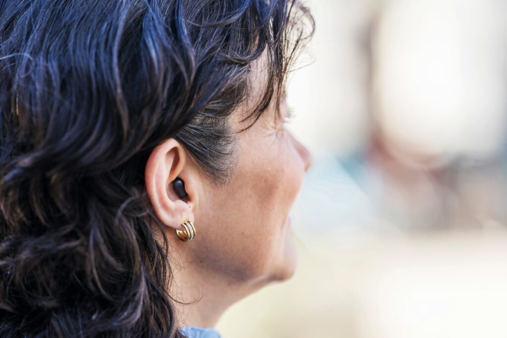 Im Ohr Hörgeräte